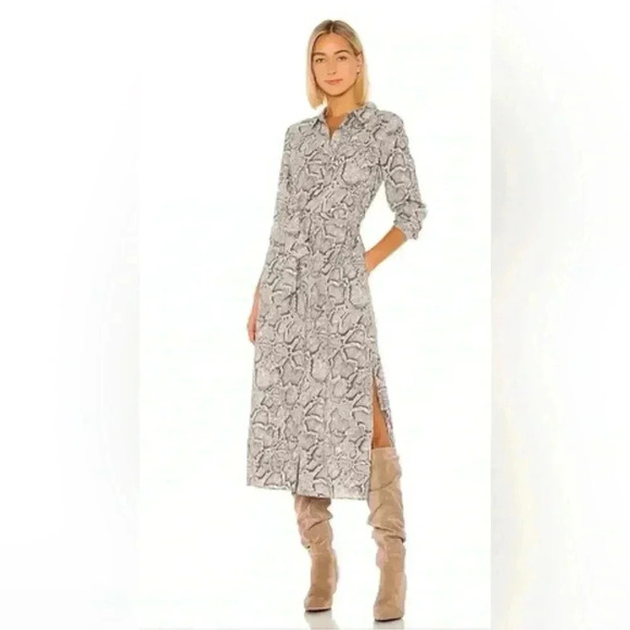 NWOT Brand new never worn snake skin button down dresss - Picture 1 of 3